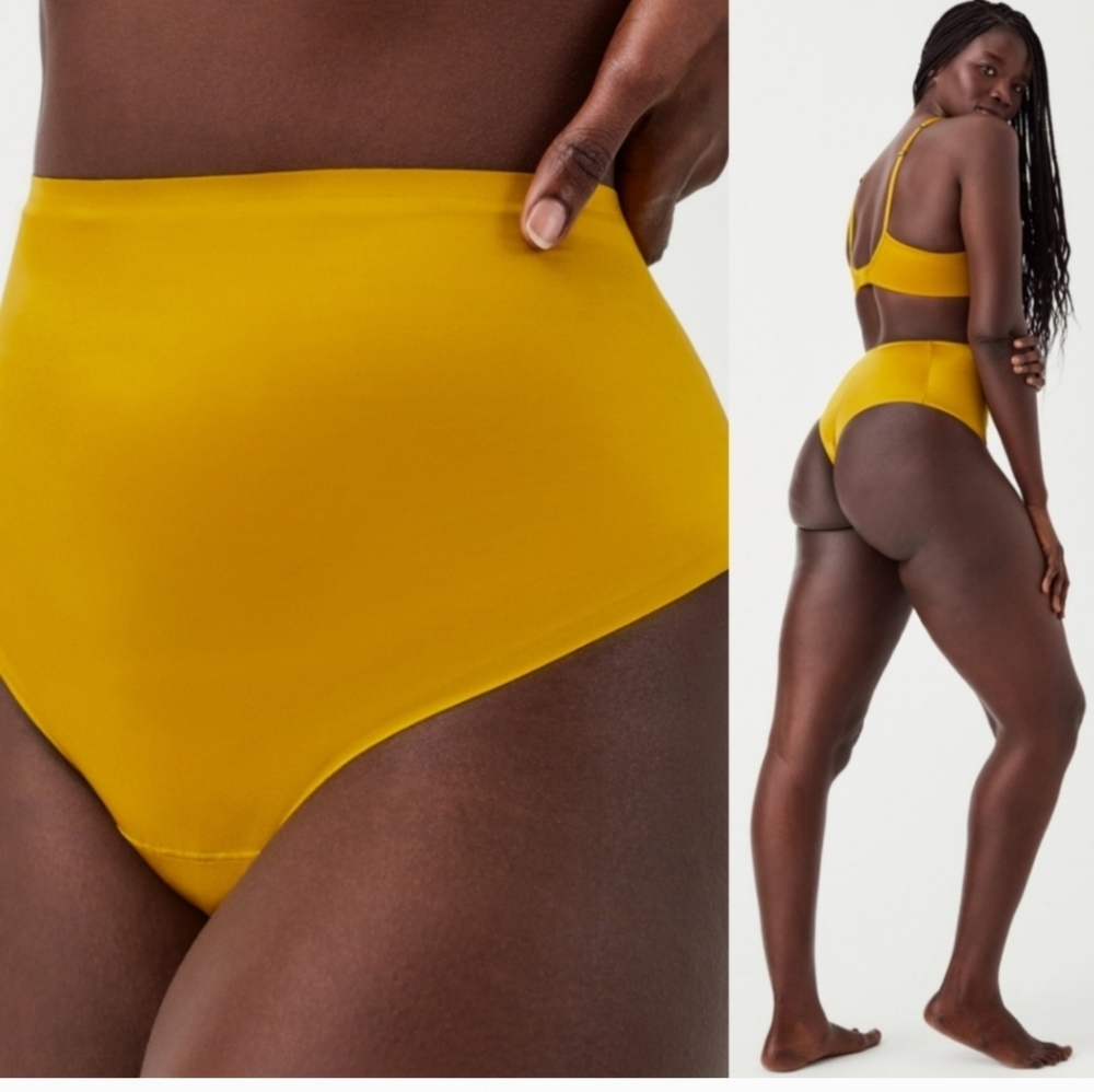 SPANX Smooth Liquid Stretch Satin Fabric Gold Thong Contour  No Show 3X